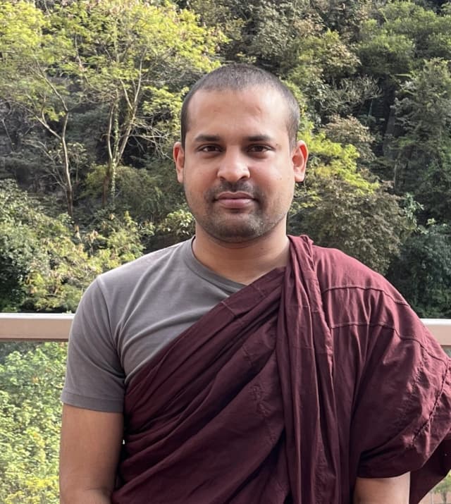 Venerable Saliya Ashokapura Nanda Thero